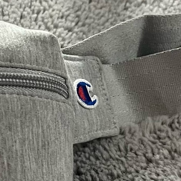 𝅺CHAMPION Light Grey Embroidered Belt Bag, VGUC - Picture 4 of 4